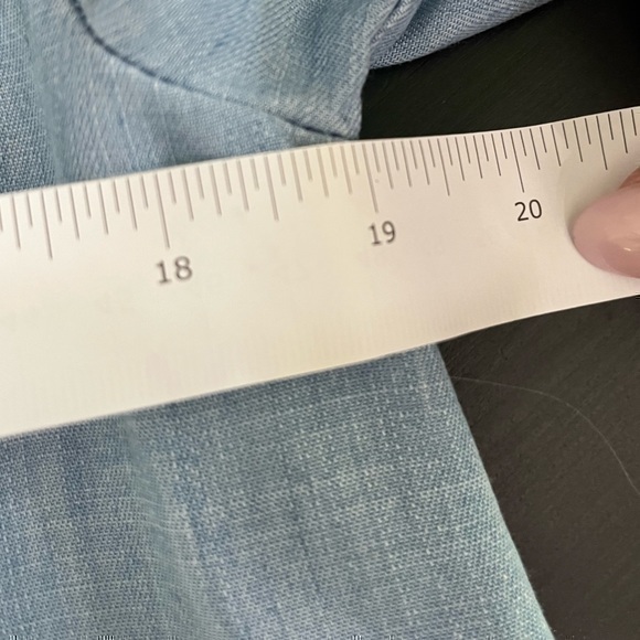 3/$30 _ RACHEL ROY | Blue Bell Sleeve Off the Shoulder Top - chambray -Large - Picture 7 of 7